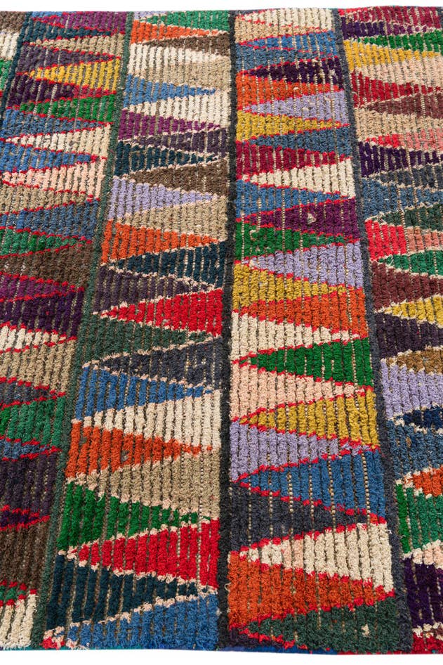 Detail image of 5' 2 x 8' Hand Knotted Moroccan Wool Rug