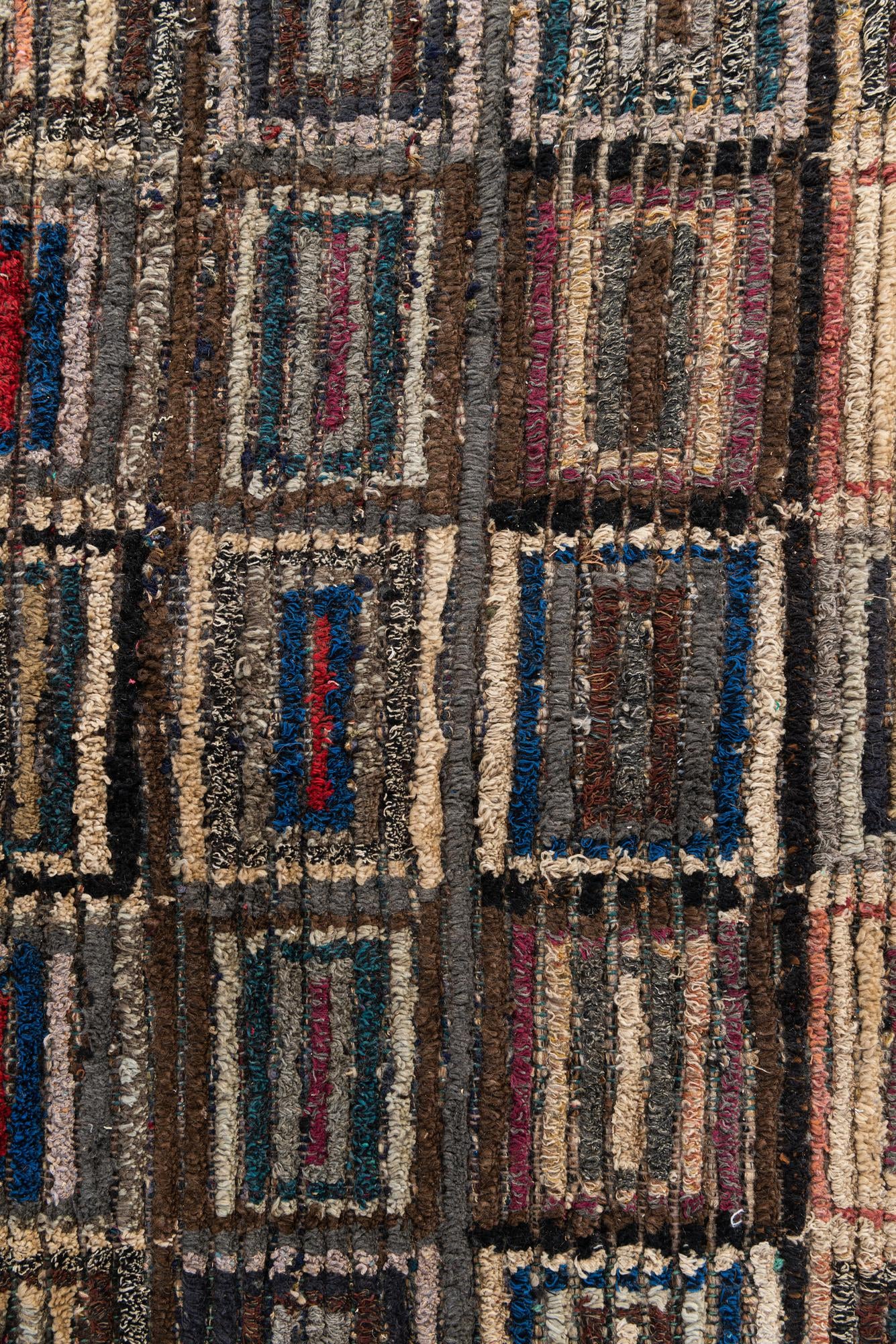 5' 5 x 8' 9 Hand Knotted Moroccan Wool Rug