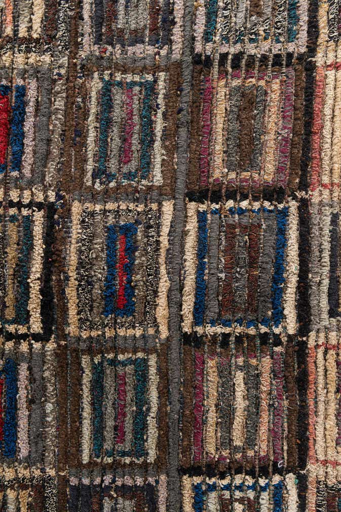5' 5 x 8' 9 Hand Knotted Moroccan Wool Rug
