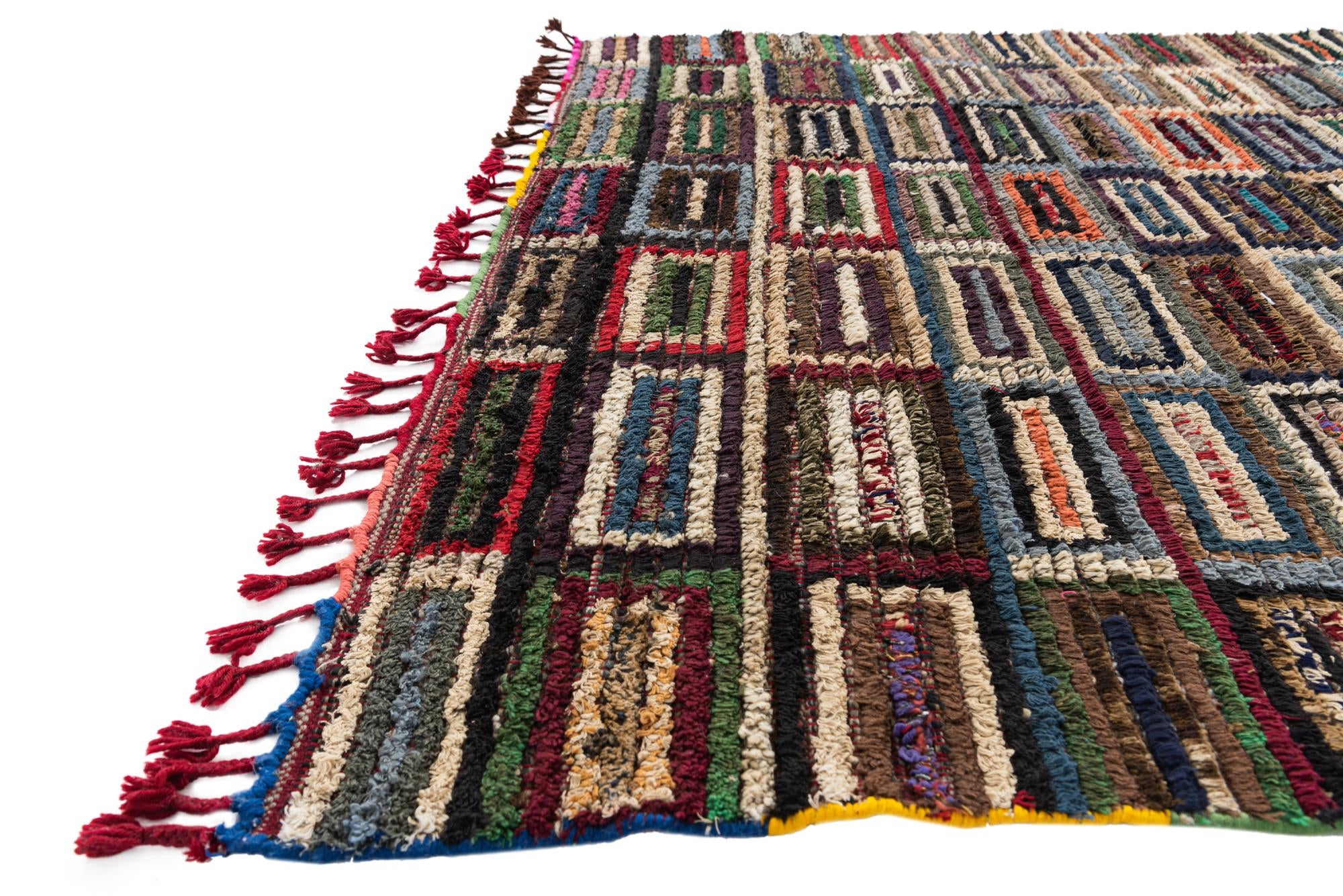 5' x 8' 4 Hand Knotted Moroccan Wool Rug