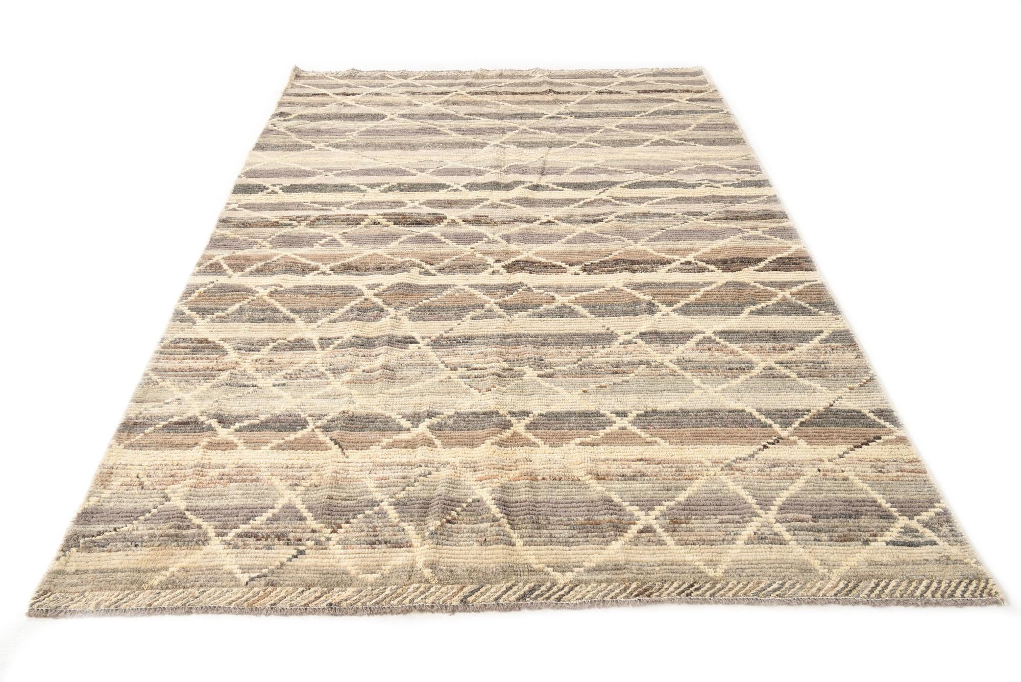 5' 9 x 9' Hand Knotted Moroccan Wool Rug