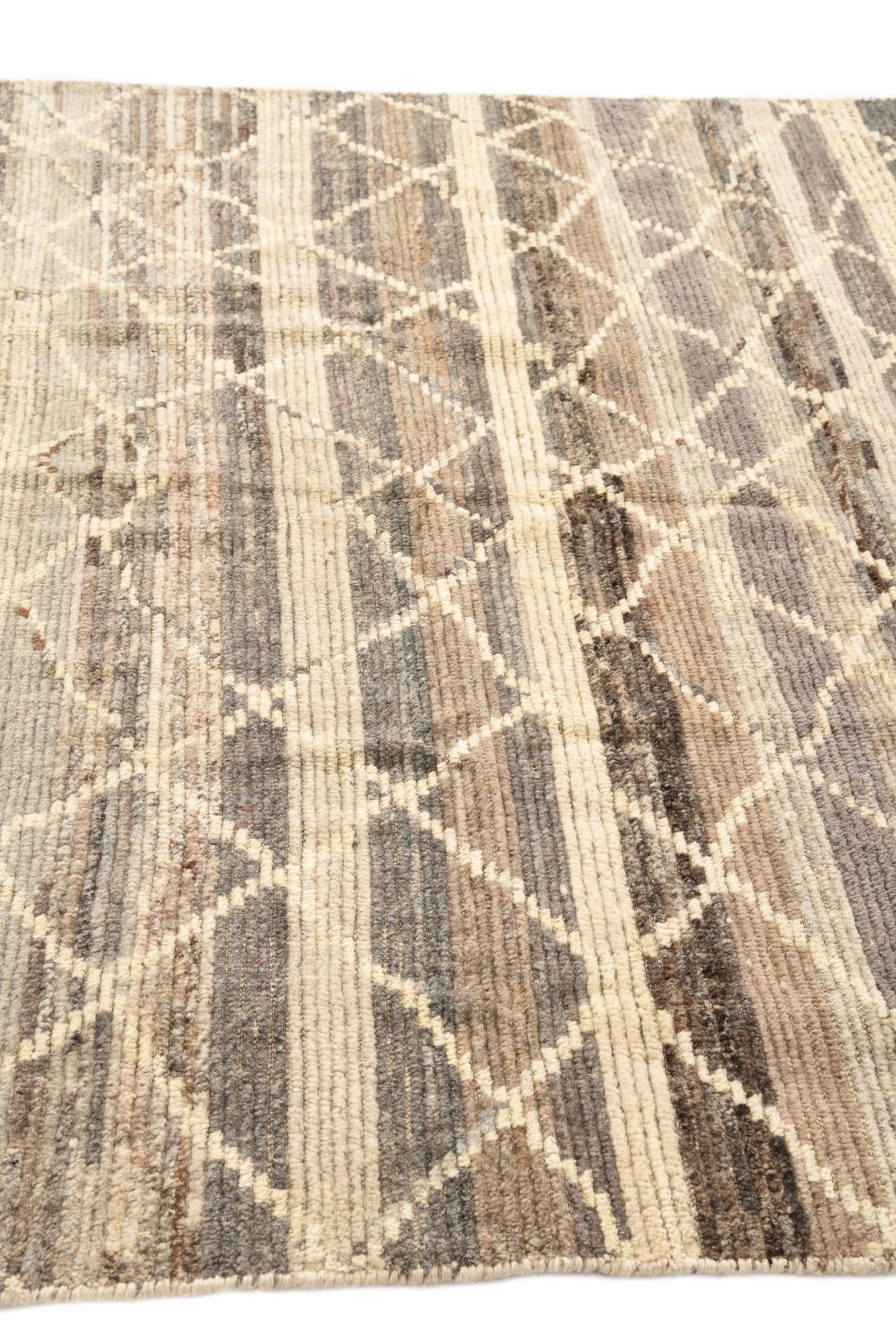 5' 9 x 9' Hand Knotted Moroccan Wool Rug