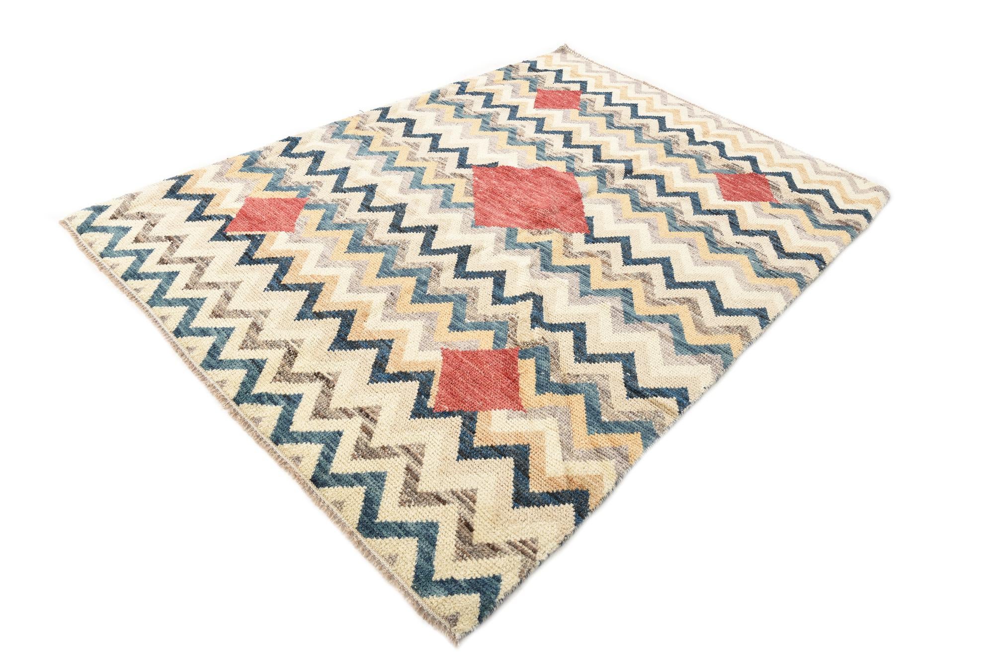5' 9 x 8' Hand Knotted Moroccan Wool Rug