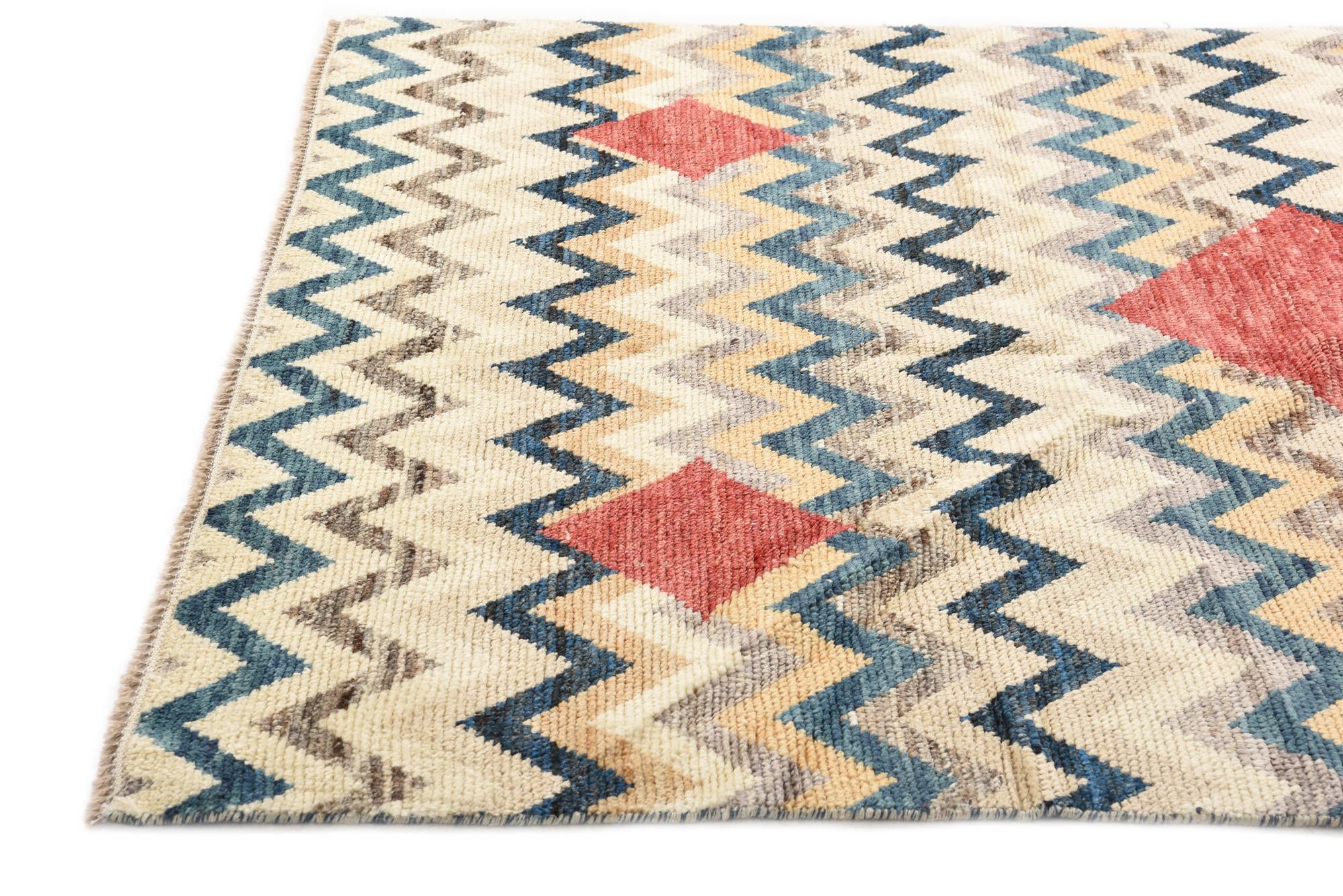5' 9 x 8' Hand Knotted Moroccan Wool Rug