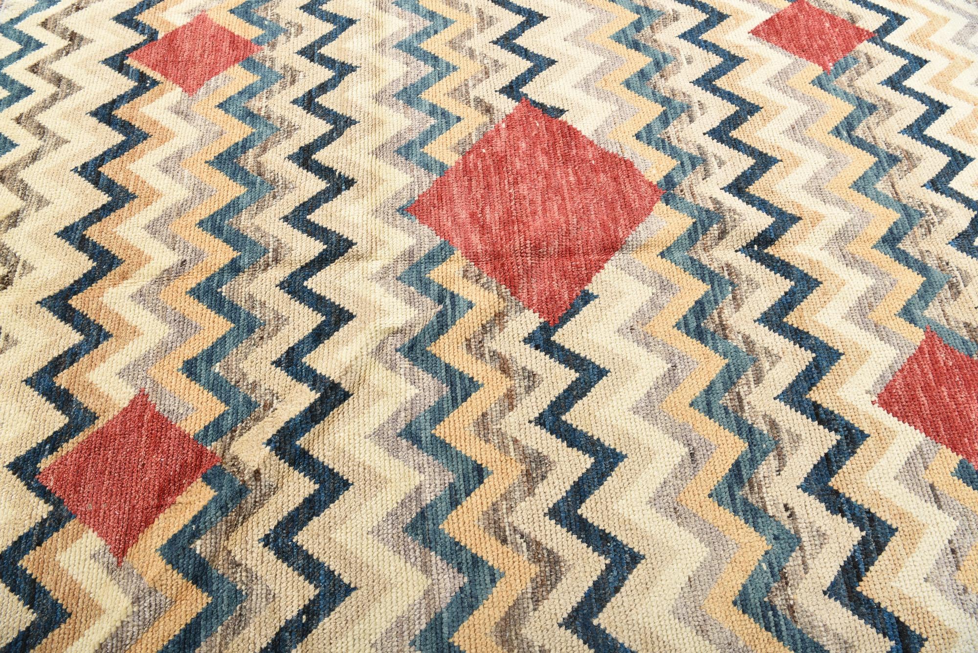 5' 9 x 8' Hand Knotted Moroccan Wool Rug
