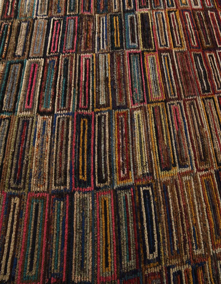 Detail image of 7' 5 x 9' 10 Hand Knotted Moroccan Wool Rug