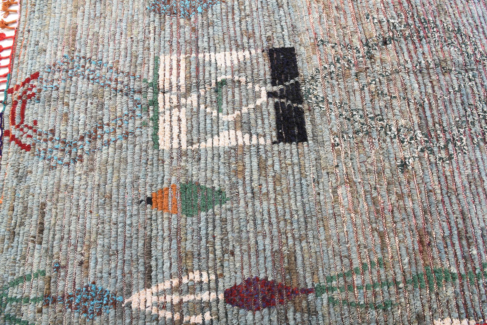 5' x 8' Hand Knotted Moroccan Wool Rug