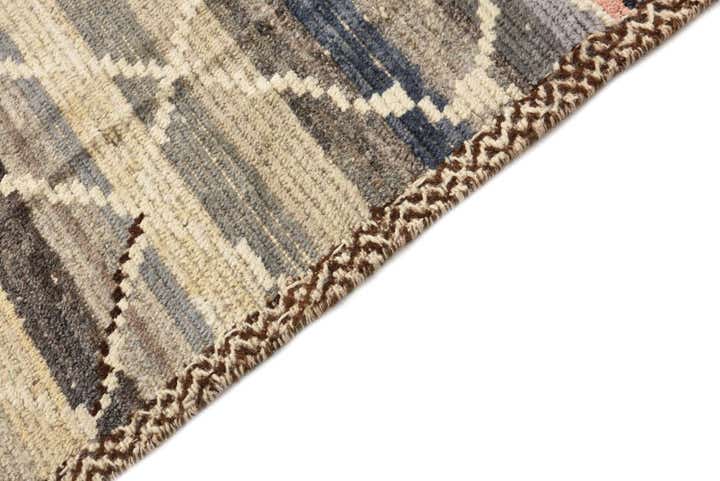 5' 10 x 9' 2 Hand Knotted Moroccan Wool Rug