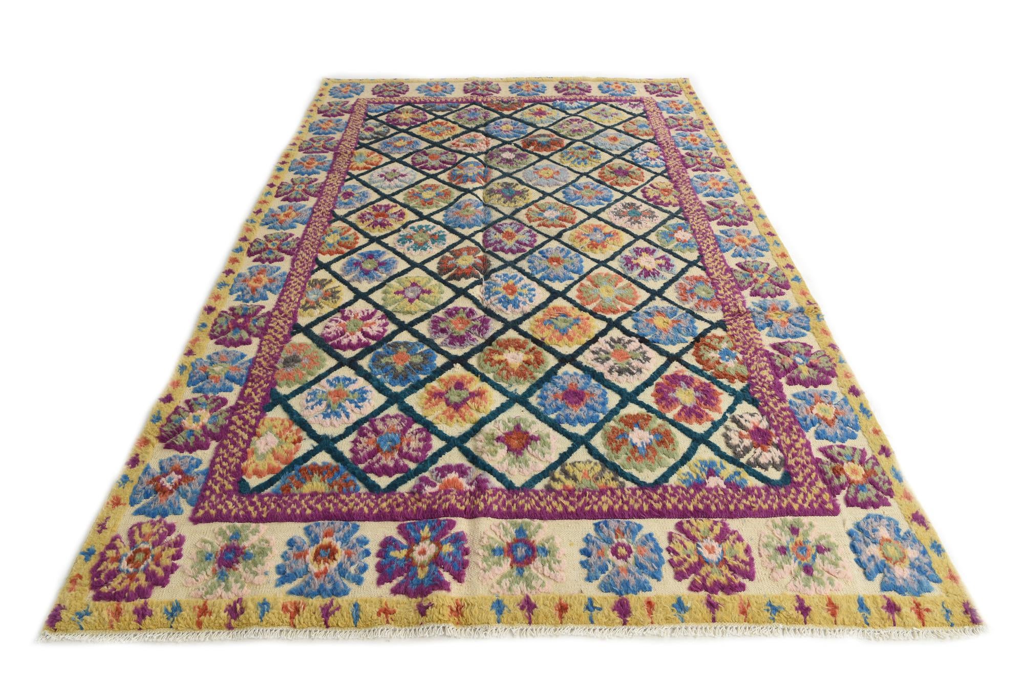 6' 8 x 10' 8 Hand Knotted Moroccan Wool Rug
