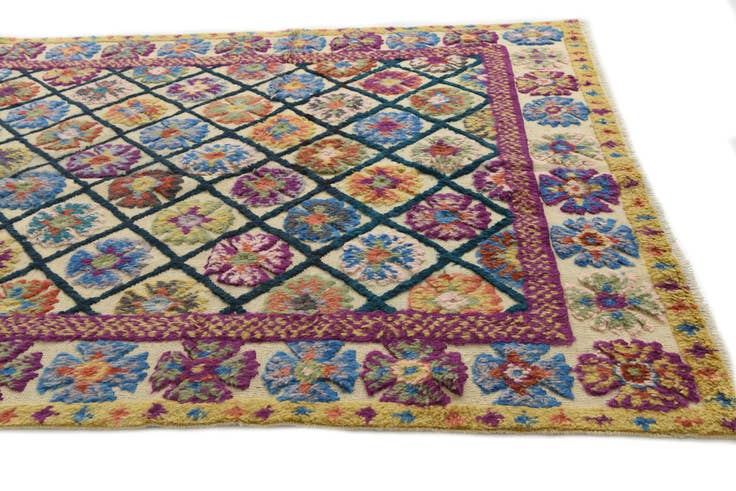 Detail image of 6' 8 x 10' 8 Hand Knotted Moroccan Wool Rug