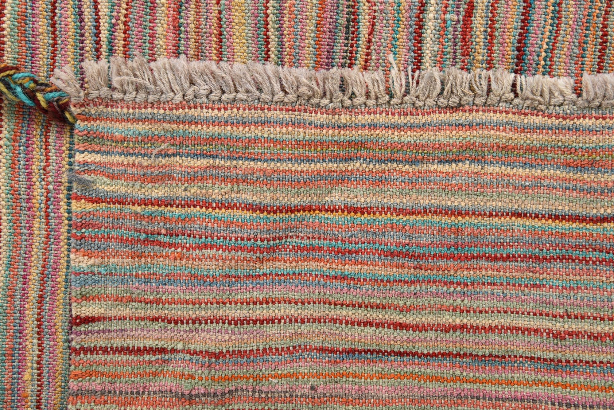 4' 9 x 6' 4 Hand Knotted Moroccan Wool Rug