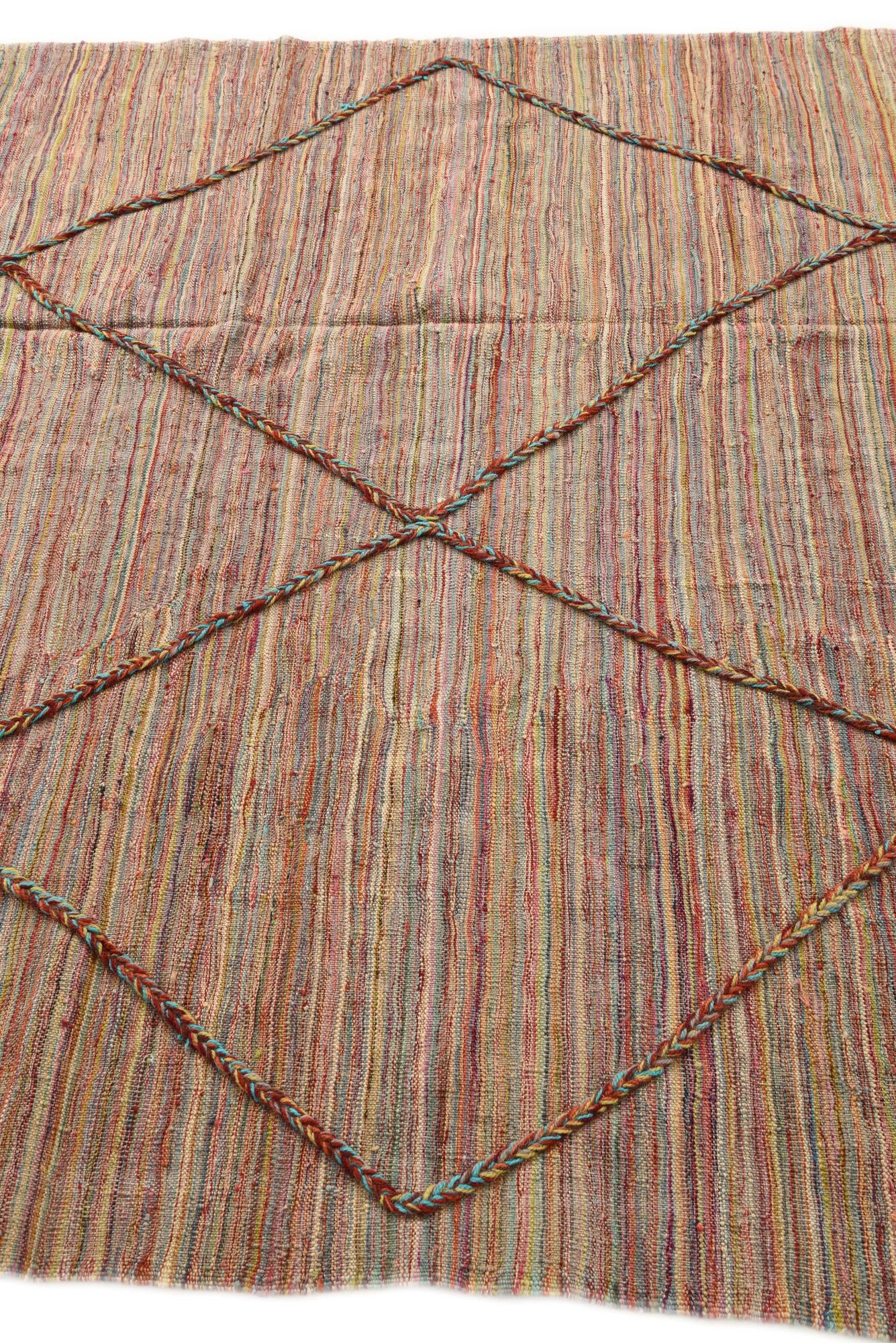 5' 9 x 7' 6 Hand Knotted Moroccan Wool Rug