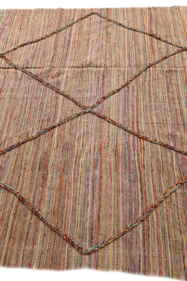 Detail image of 5' 9 x 7' 6 Hand Knotted Moroccan Wool Rug