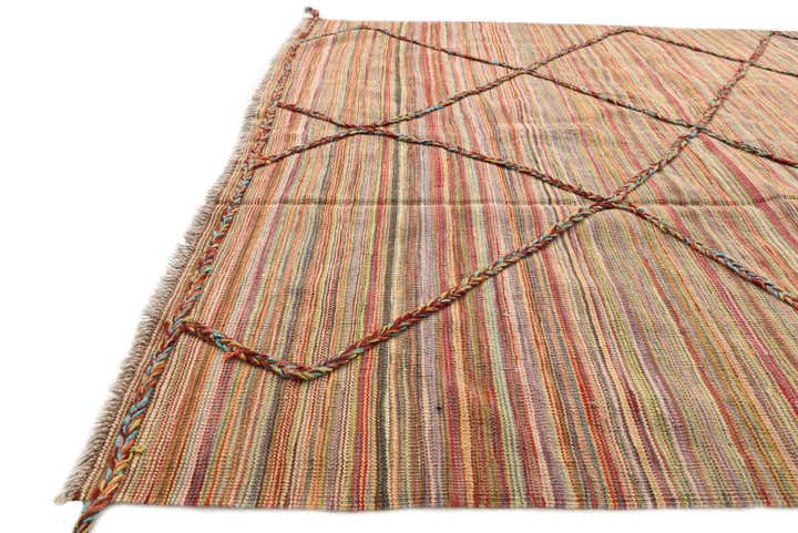 5' 7 x 8' Hand Knotted Moroccan Wool Rug