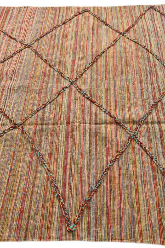 Detail image of 5' 7 x 8' Hand Knotted Moroccan Wool Rug
