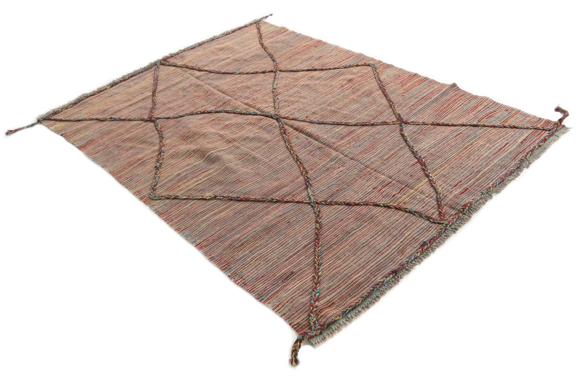 4' 10 x 6' 6 Hand Knotted Moroccan Wool Rug