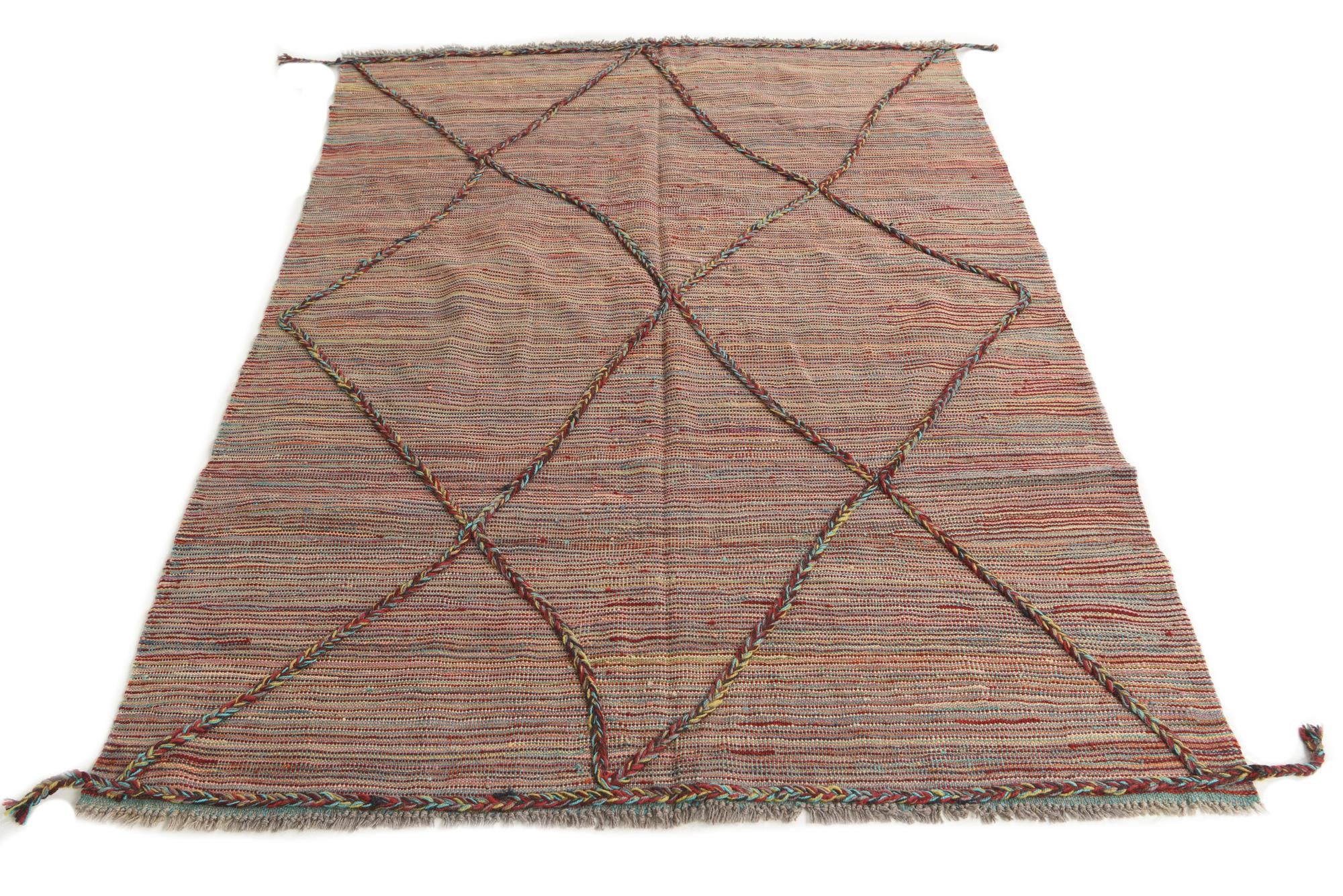 4' 10 x 6' 6 Hand Knotted Moroccan Wool Rug