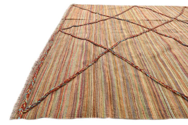 5' 9 x 7' 5 Hand Knotted Moroccan Wool Rug
