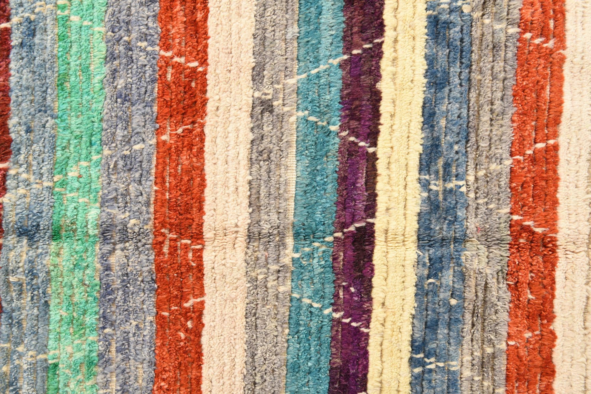 5' 7 x 8' 2 Hand Knotted Moroccan Wool Rug
