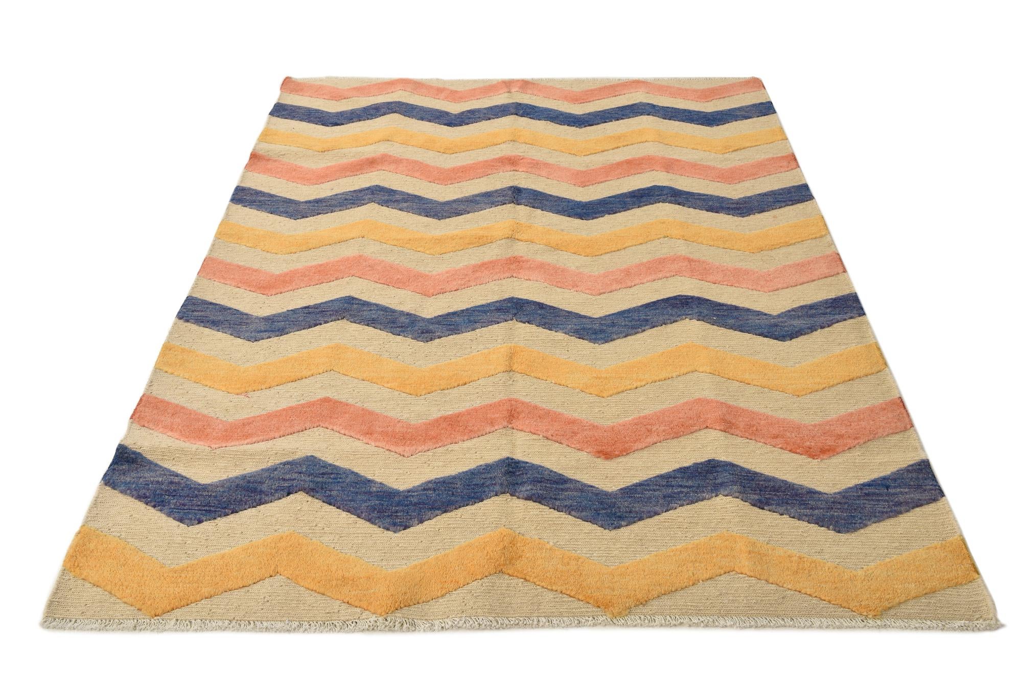 5' 1 x 7' Hand Knotted Moroccan Wool Rug