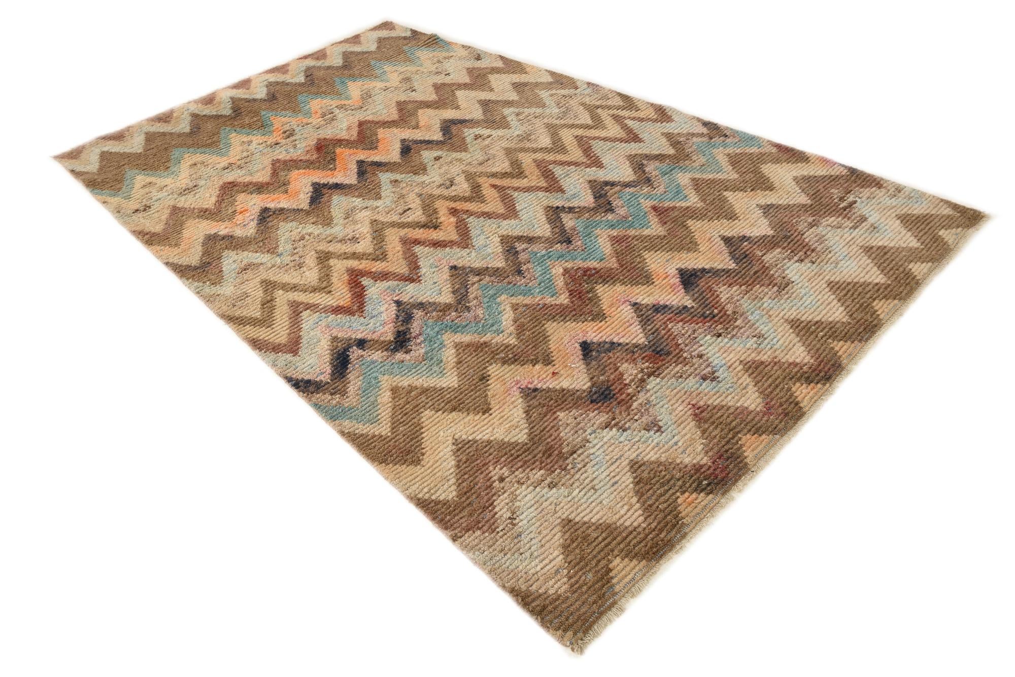 5' 10 x 9' 10 Hand Knotted Moroccan Wool Rug