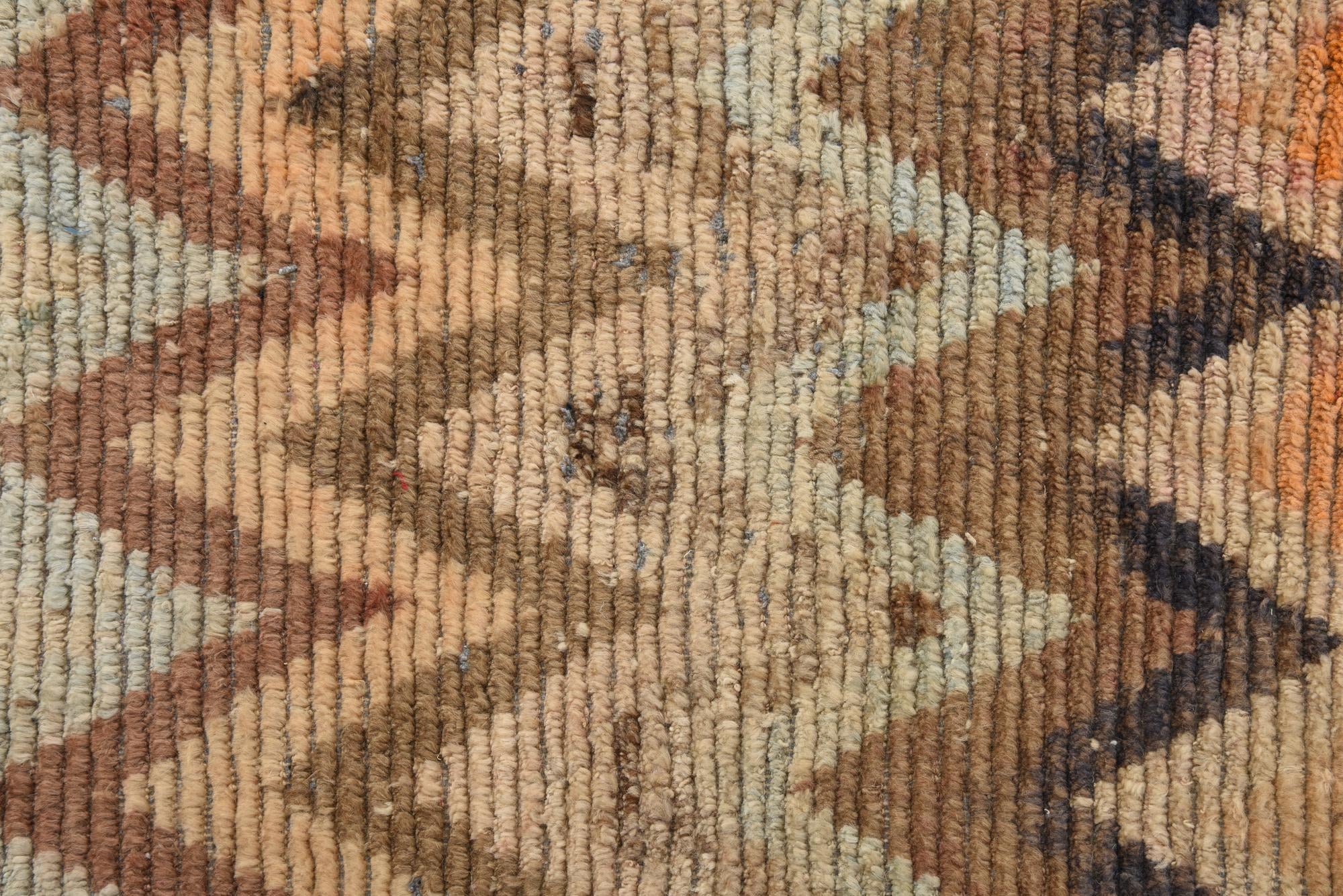 5' 10 x 9' 10 Hand Knotted Moroccan Wool Rug
