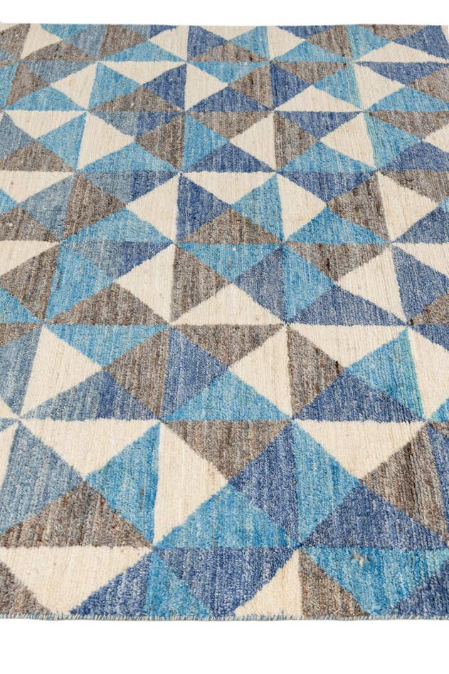 Detail image of 6' 5 x 10' 2 Hand Knotted Moroccan Wool Rug