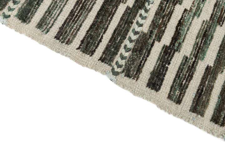 5' 8 x 8' 4 Hand Knotted Moroccan Wool Rug