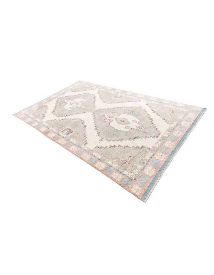 6' x 9' 8 Hand Knotted Moroccan Wool Rug