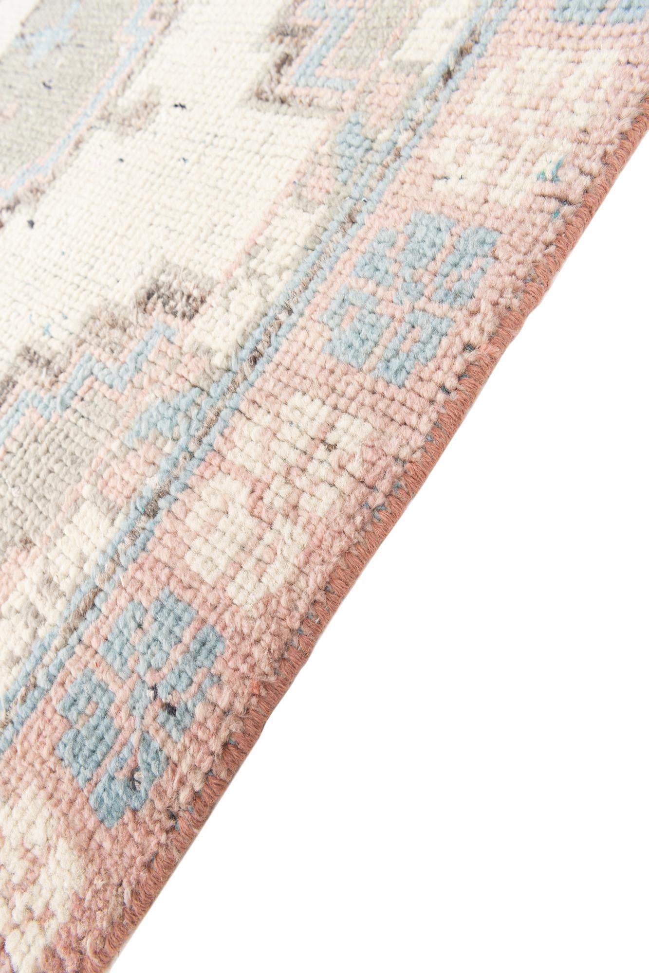 6' x 9' 8 Hand Knotted Moroccan Wool Rug