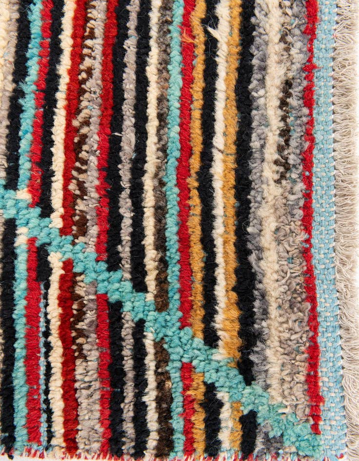 Detail image of 6' x 9' 2  Hand Knotted Moroccan Wool Rug