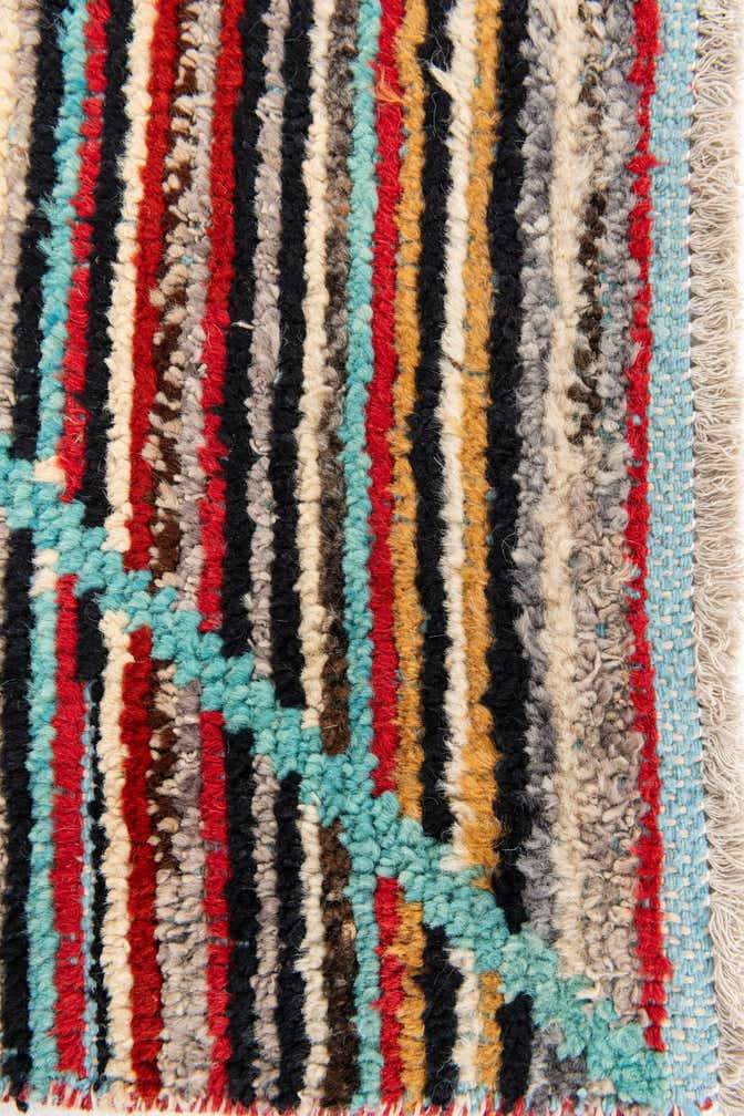 6' x 9' 2 Hand Knotted Moroccan Wool Rug