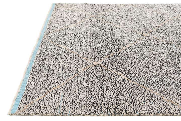 8' x 10' 8 Hand Knotted Moroccan Wool Rug