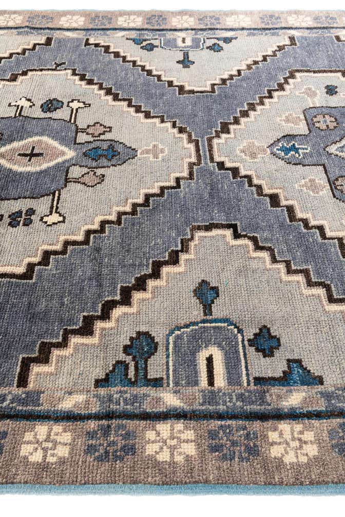 8' x 10' 5 Hand Knotted Moroccan Wool Rug