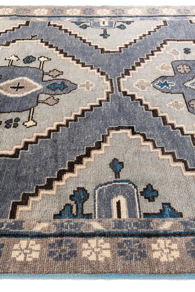 Detail image of 8' x 10' 5 Hand Knotted Moroccan Wool Rug