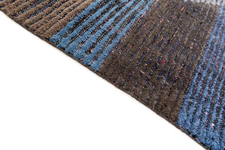 8' x 10' 4 Hand Knotted Moroccan Wool Rug