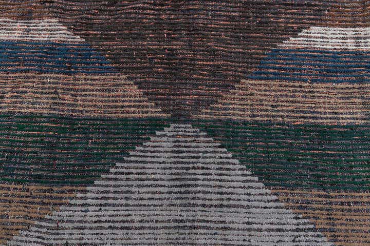 8' x 10' 4 Hand Knotted Moroccan Wool Rug