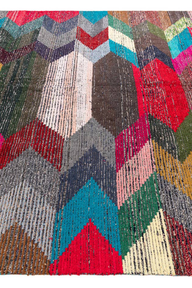 Detail image of 8' 3 x 9' 10 Hand Knotted Moroccan Wool Rug