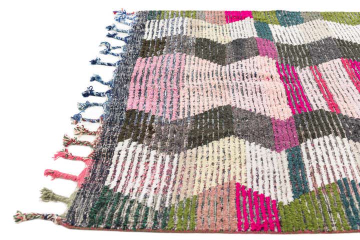 5' 7 x 9' Hand Knotted Moroccan Wool Rug