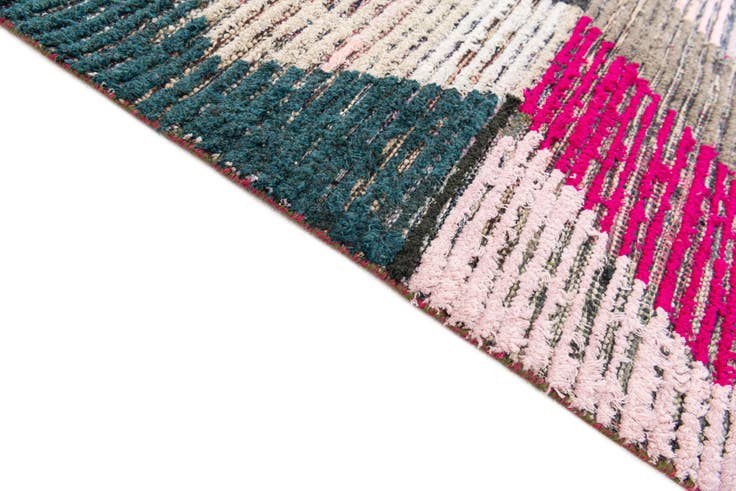 Detail image of 5' 7 x 9' Hand Knotted Moroccan Wool Rug