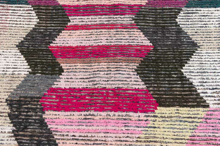 5' 7 x 9' Hand Knotted Moroccan Wool Rug