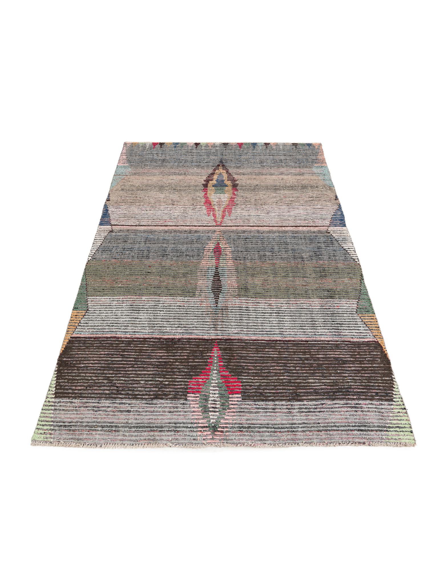 4' 10 x 7' 10 Hand Knotted Moroccan Wool Rug
