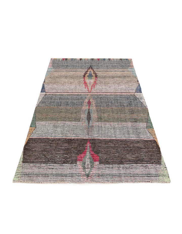 4' 10 x 7' 10 Hand Knotted Moroccan Wool Rug