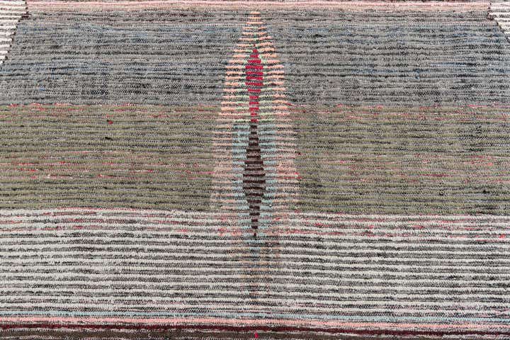 4' 10 x 7' 10 Hand Knotted Moroccan Wool Rug