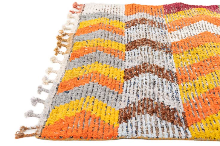 Detail image of 4' 9 x 7' 8 Hand Knotted Moroccan Wool Rug