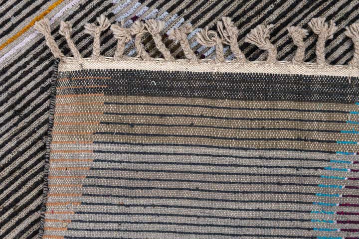 4' x 6' 2 Hand Knotted Moroccan Wool Rug