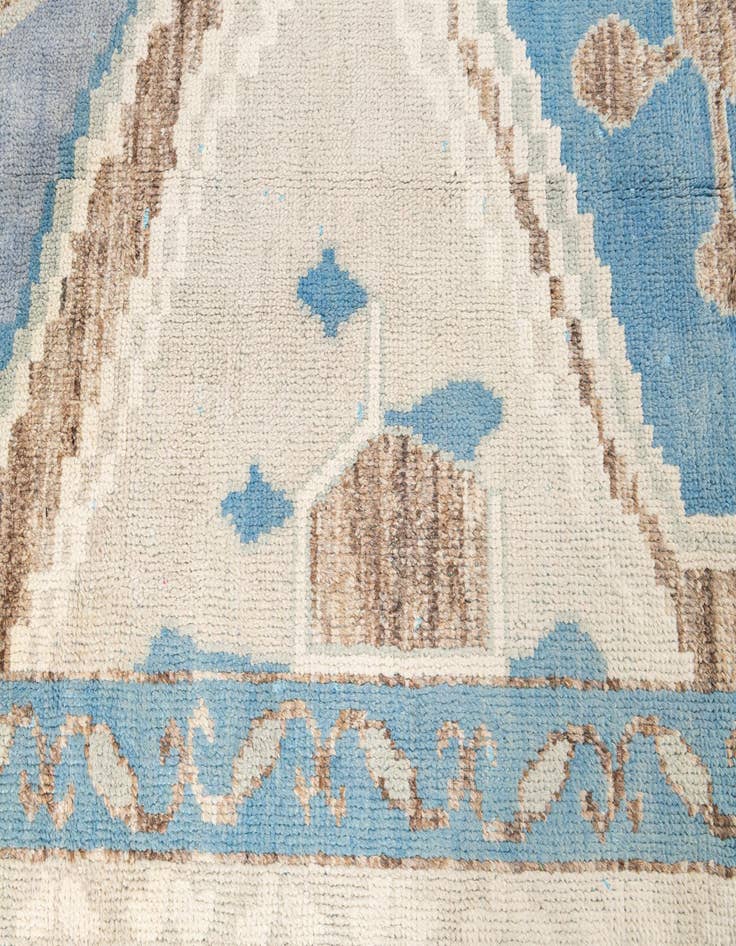 Detail image of 8' 5 x 12' 4  Hand Knotted Moroccan Wool Rug