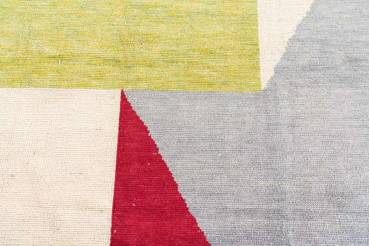8' 9 x 12' 4 Hand Knotted Moroccan Wool Rug