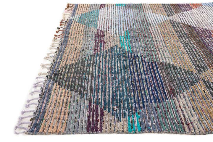 5' 6 x 8' 4 Hand Knotted Moroccan Wool Rug