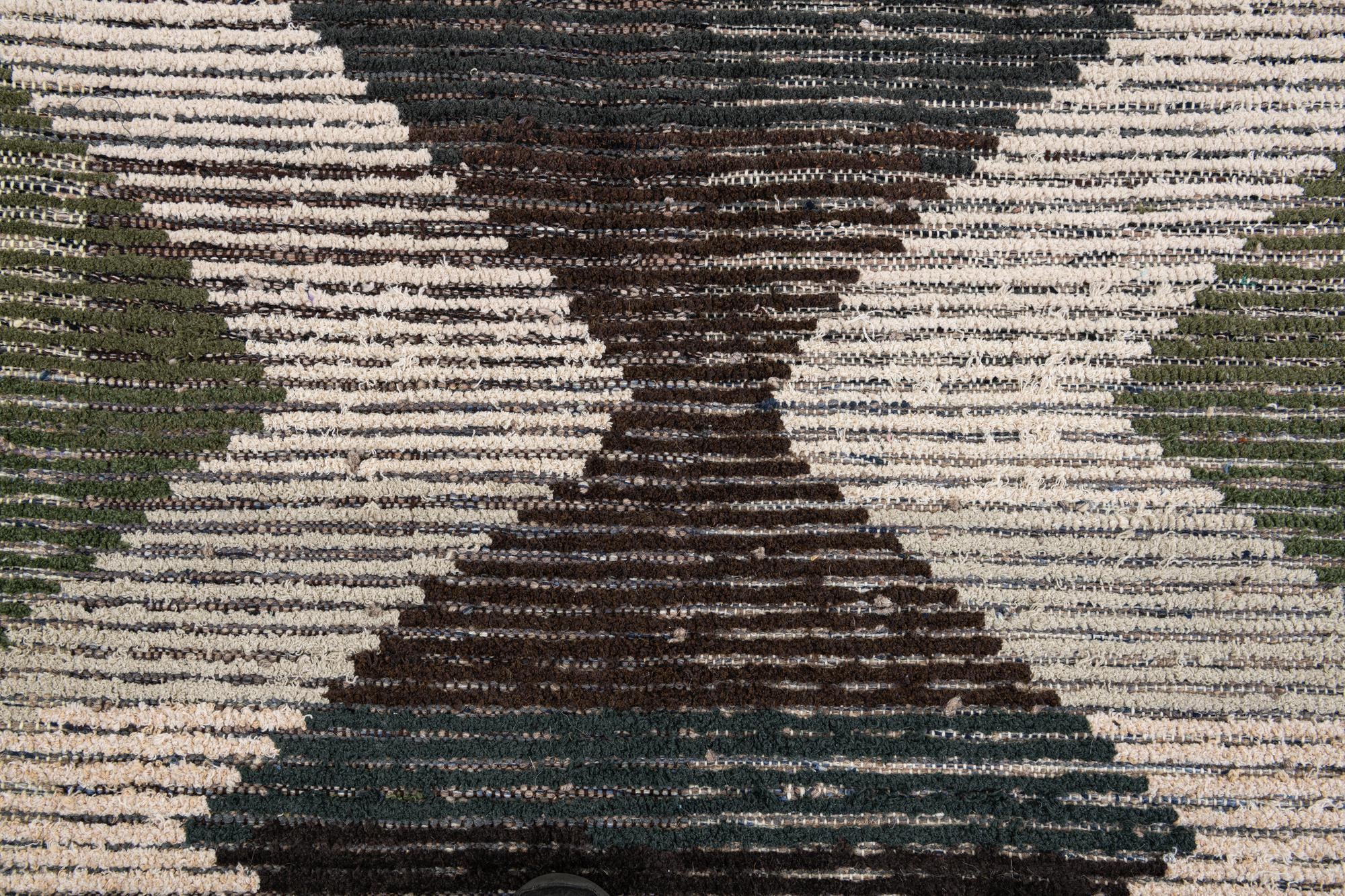 5' 7 x 8' Hand Knotted Moroccan Wool Rug
